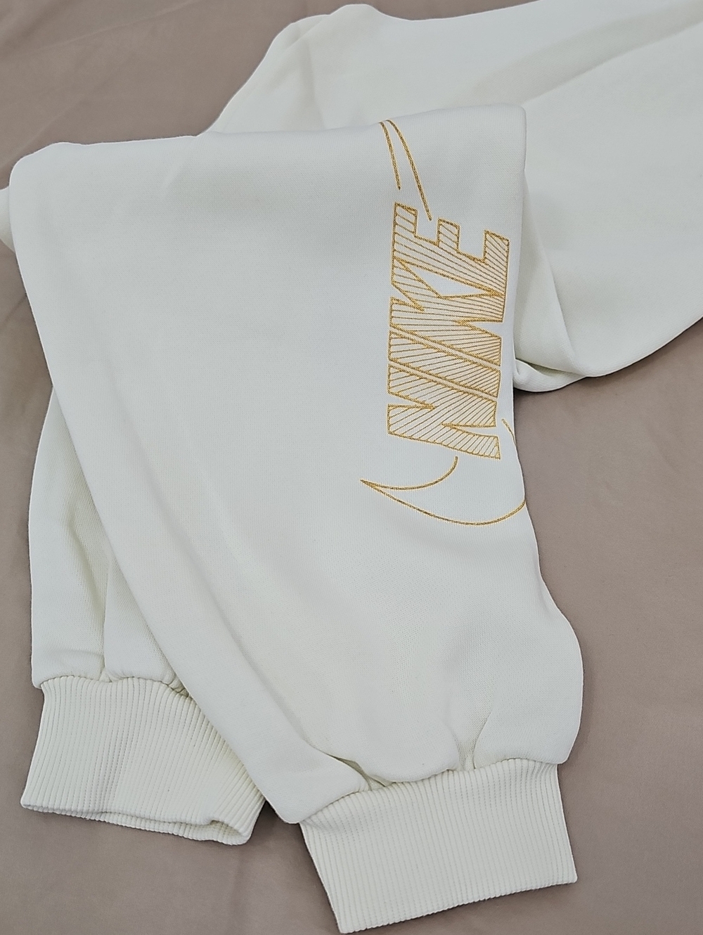 Nike Kids Jogger Cream Pants. Size M